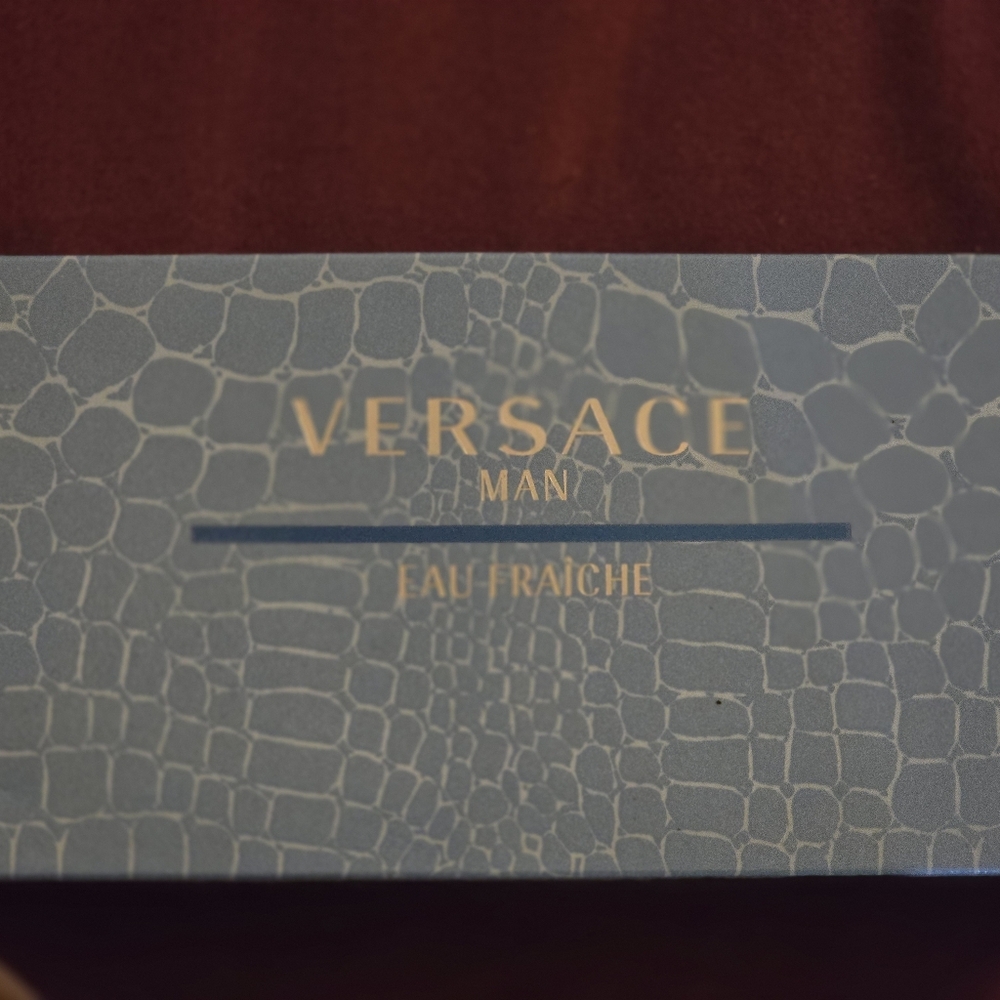 Versace men mini set Eli fraiche nwot